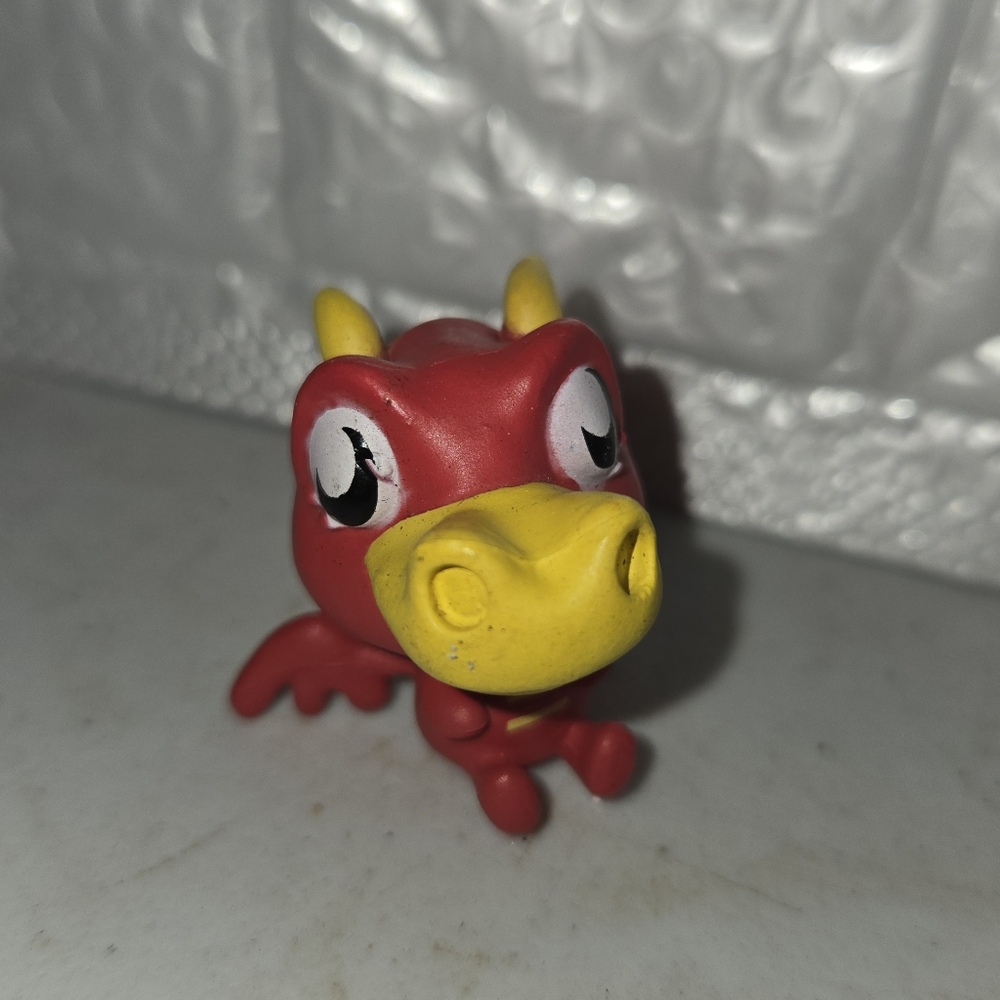 AUTHENTIC RETIRED Moshi Monsters Series 1 Burnie #078 ULTRA RARE LOOSE